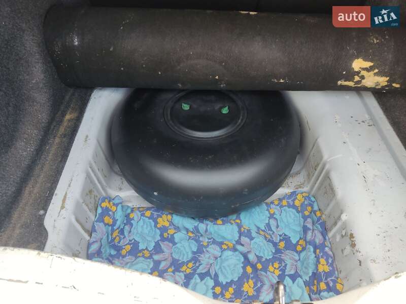 Седан Citroen C-Elysee 2013 в Киеве фото 12 Седан Citroen C-Elysee 2013 в Киеве