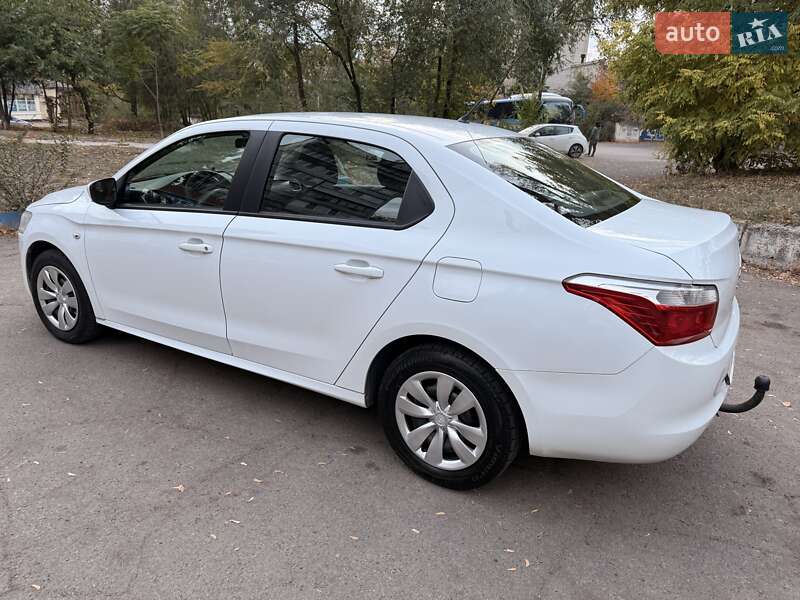 Седан Citroen C-Elysee 2013 в Дніпрі