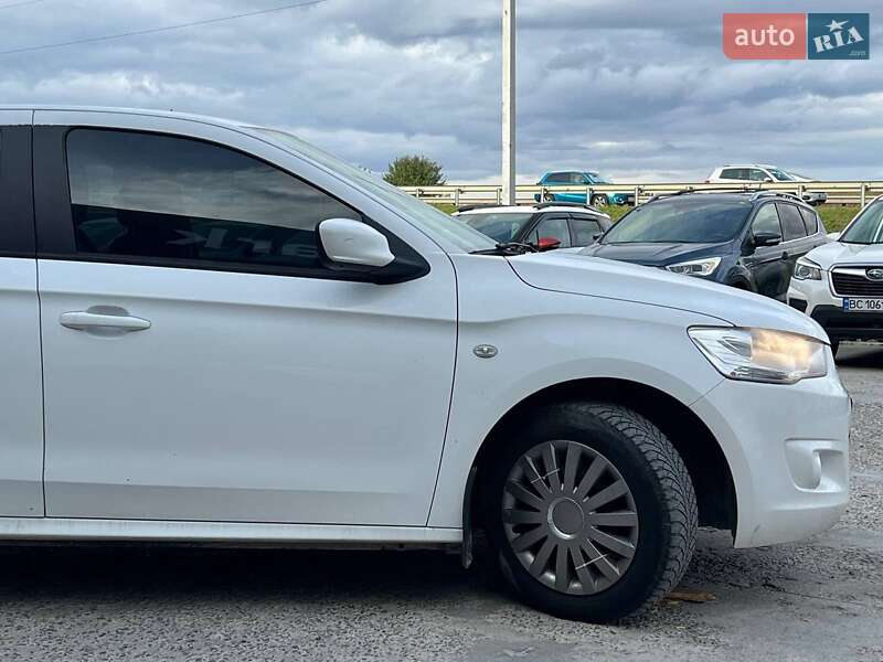 Седан Citroen C-Elysee 2013 в Львове фото 11 Седан Citroen C-Elysee 2013 в Львове