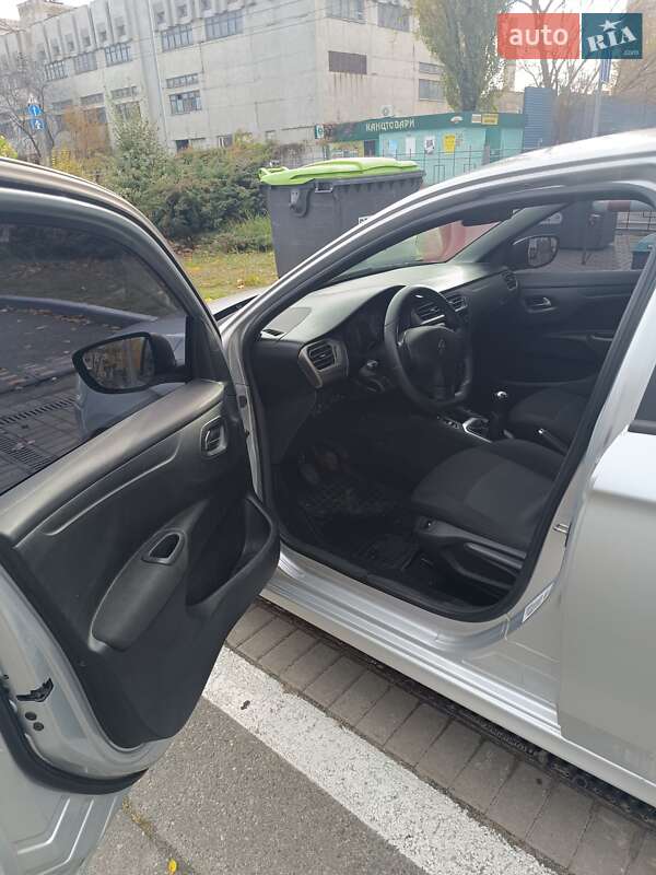 Седан Citroen C-Elysee 2016 в Києві