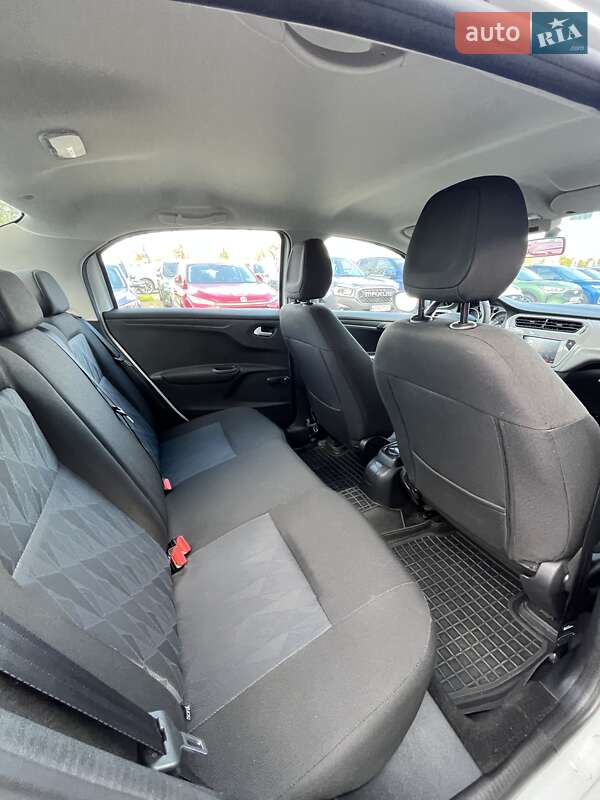 Седан Citroen C-Elysee 2023 в Києві