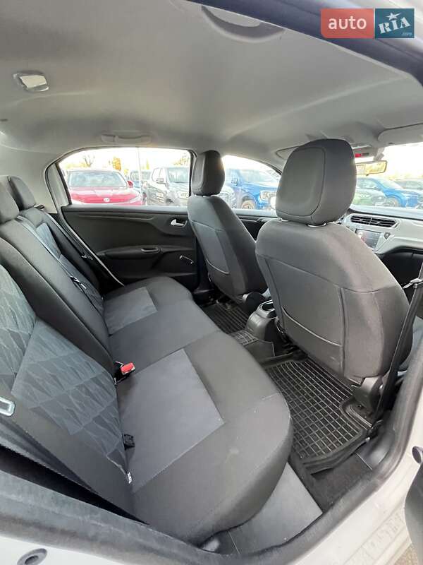 Седан Citroen C-Elysee 2023 в Киеве фото 11 Седан Citroen C-Elysee 2023 в Киеве