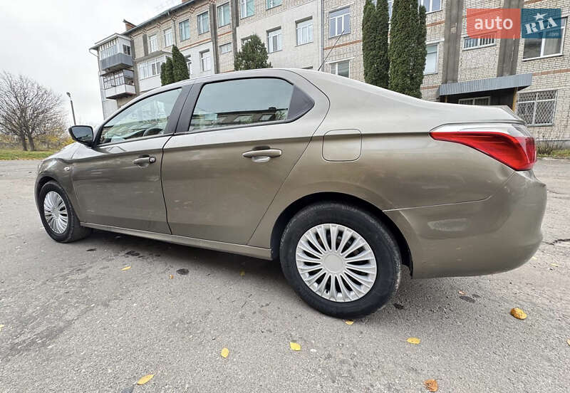 Седан Citroen C-Elysee 2013 в Хмельницькому