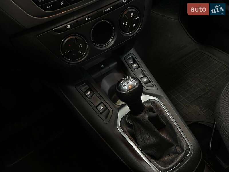 Седан Citroen C-Elysee 2018 в Киеве