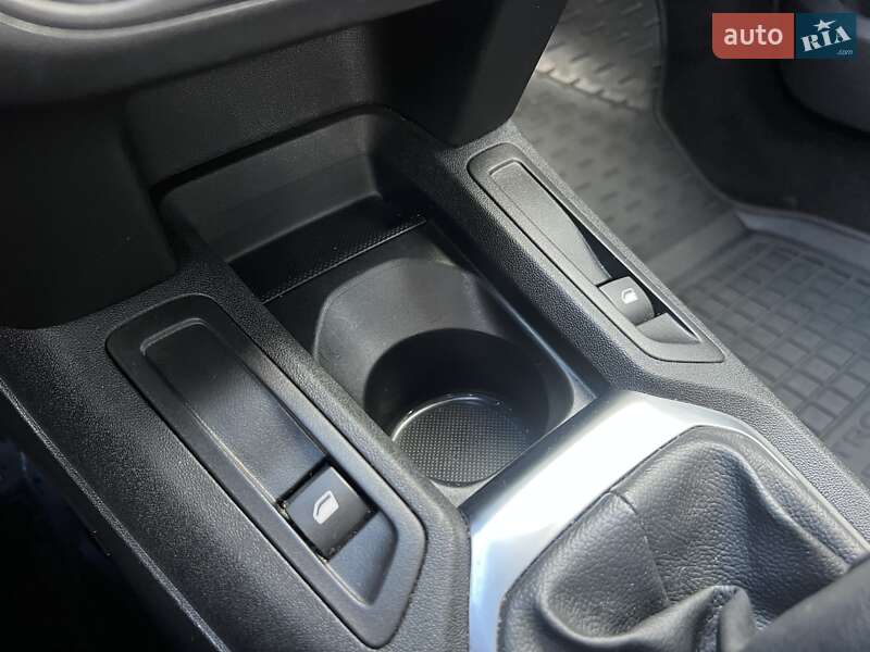 Седан Citroen C-Elysee 2023 в Киеве фото 25 Седан Citroen C-Elysee 2023 в Киеве