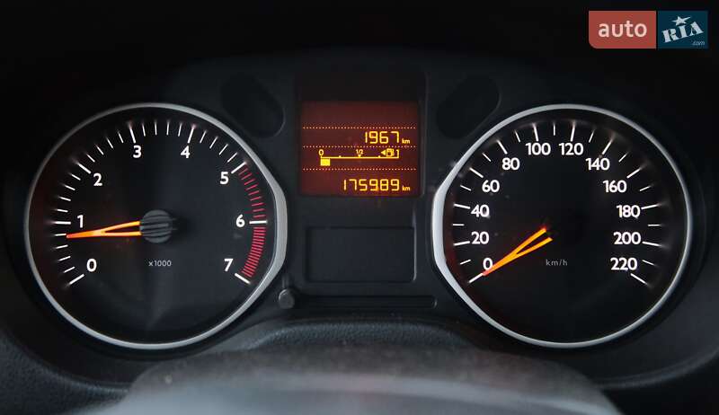 Седан Citroen C-Elysee 2013 в Харкові фото 14 Седан Citroen C-Elysee 2013 в Харкові