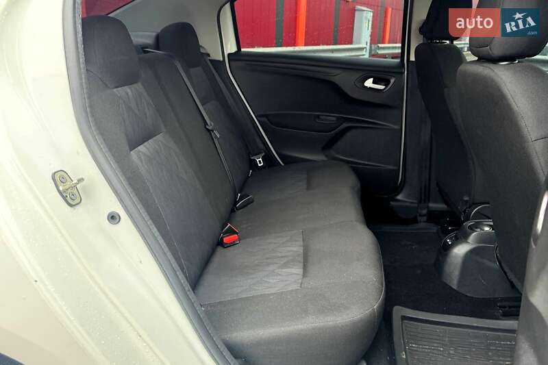 Седан Citroen C-Elysee 2021 в Киеве фото 11 Седан Citroen C-Elysee 2021 в Киеве