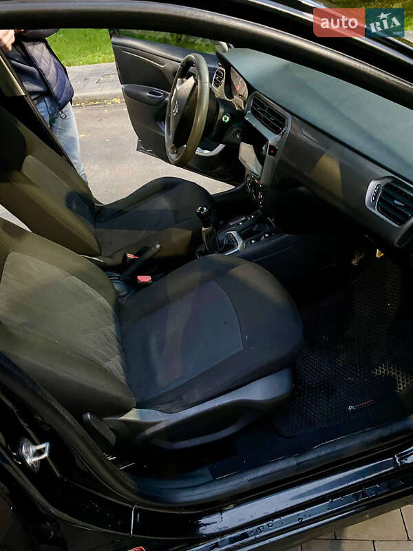 Седан Citroen C-Elysee 2015 в Києві фото 12 Седан Citroen C-Elysee 2015 в Києві