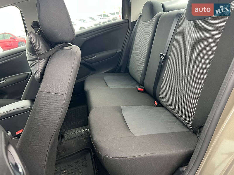 Седан Citroen C-Elysee 2018 в Львове