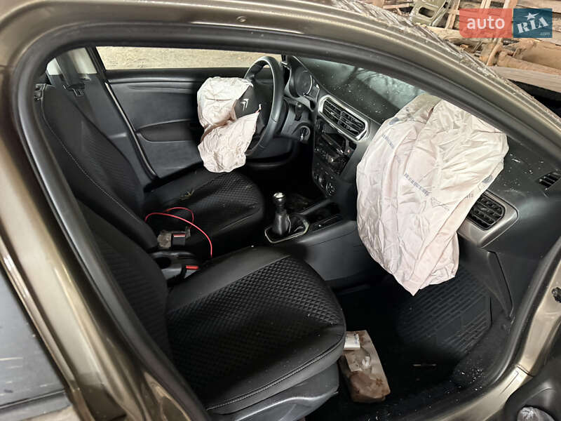 Седан Citroen C-Elysee 2013 в Вижнице фото 6 Седан Citroen C-Elysee 2013 в Вижнице