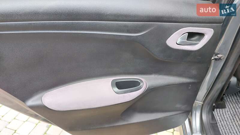 Седан Citroen C-Elysee 2012 в Днепре