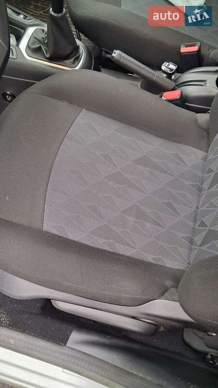 Седан Citroen C-Elysee 2014 в Киеве фото 13 Седан Citroen C-Elysee 2014 в Киеве