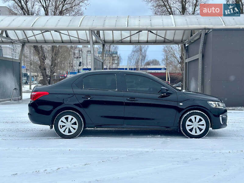 Седан Citroen C-Elysee 2019 в Днепре