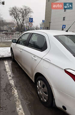 Седан Citroen C-Elysee 2014 в Львове