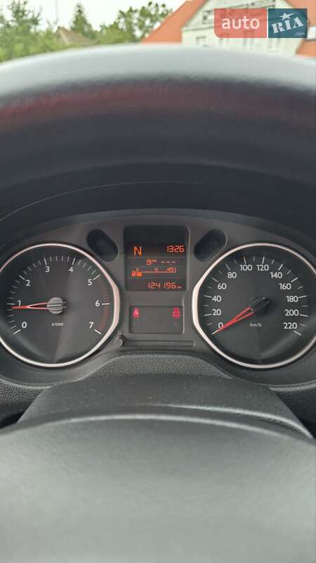 Седан Citroen C-Elysee 2016 в Львове