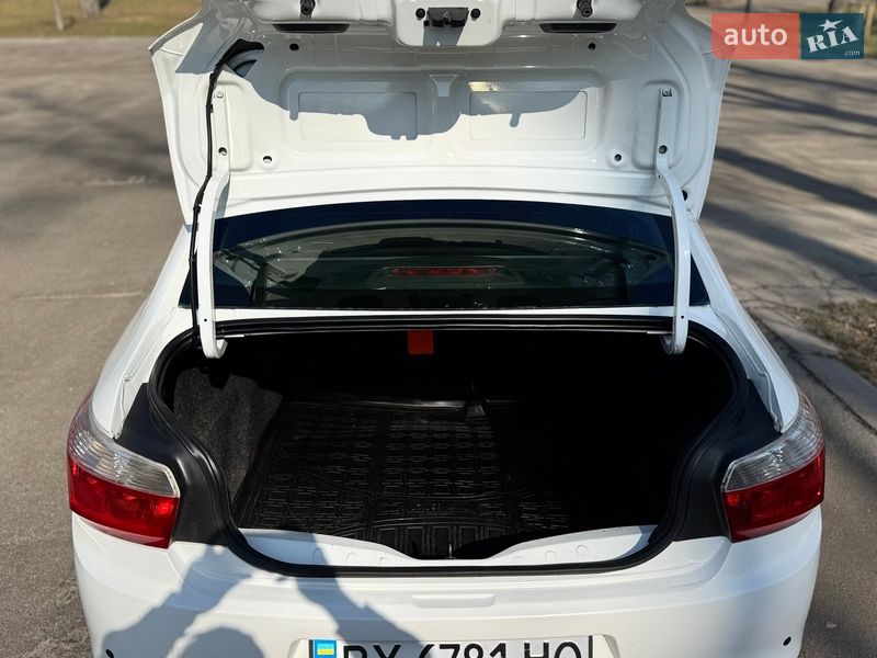 Седан Citroen C-Elysee 2017 в Киеве