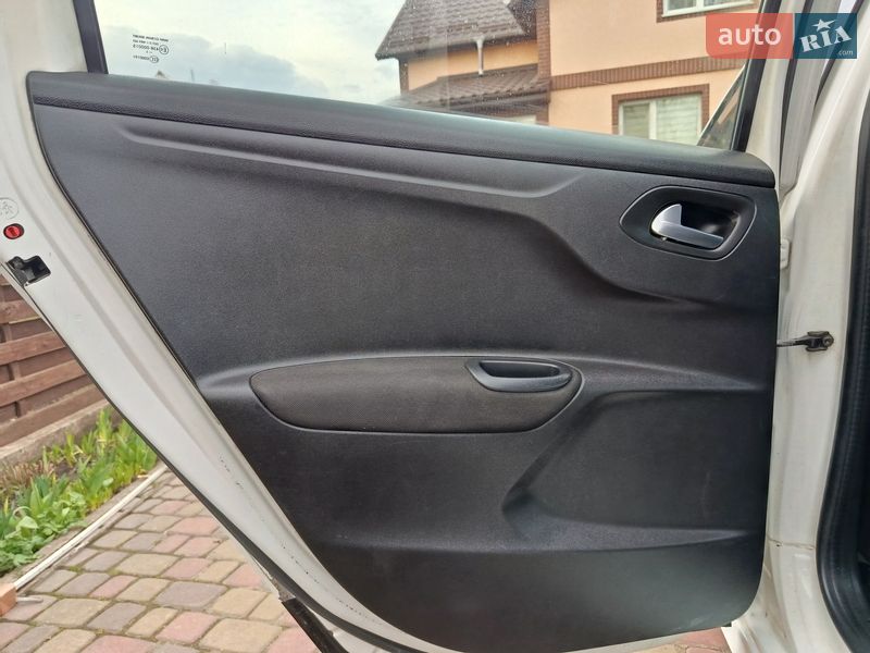 Седан Citroen C-Elysee 2013 в Хмельницькому