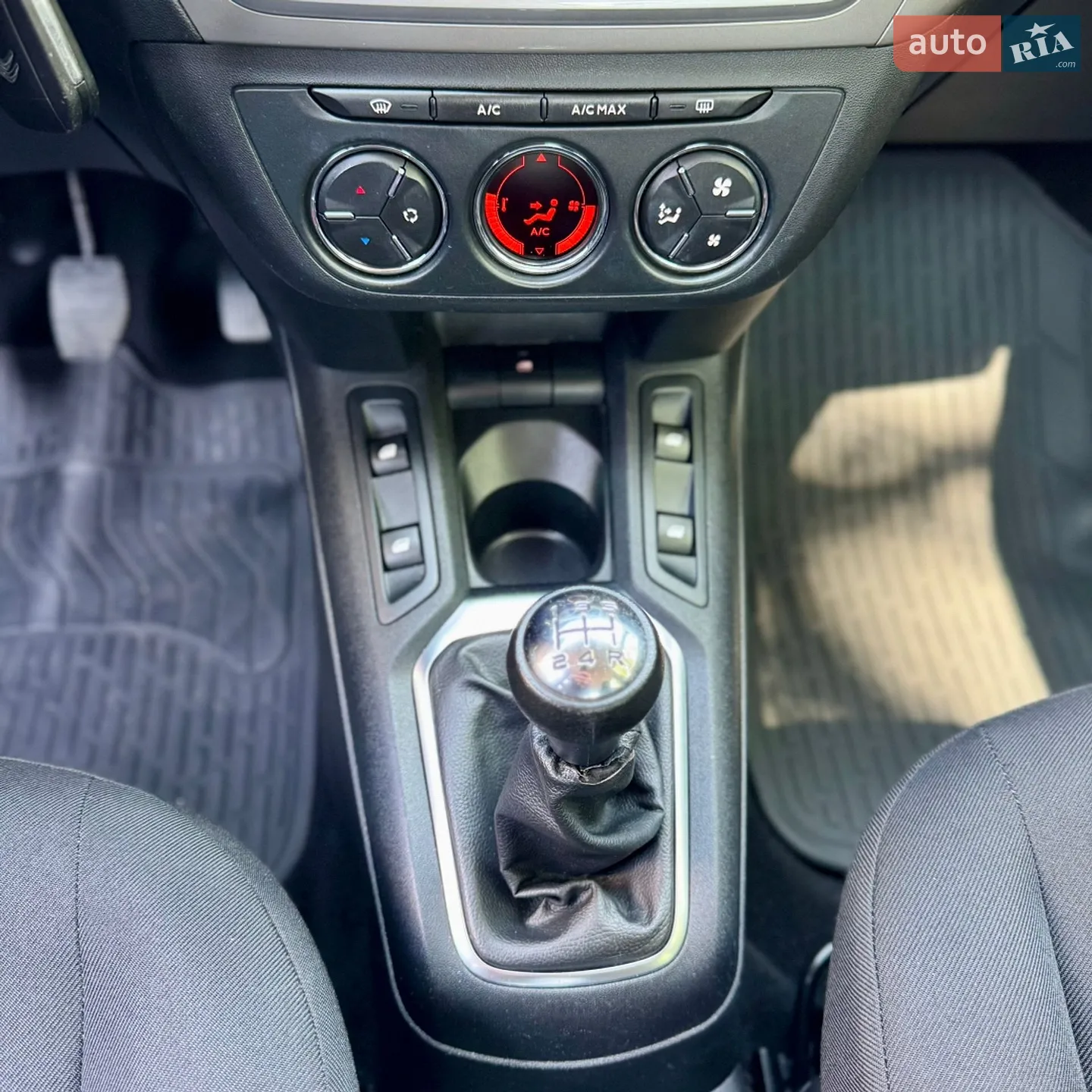 2018 Citroen C-Elysee - мініатюра 26