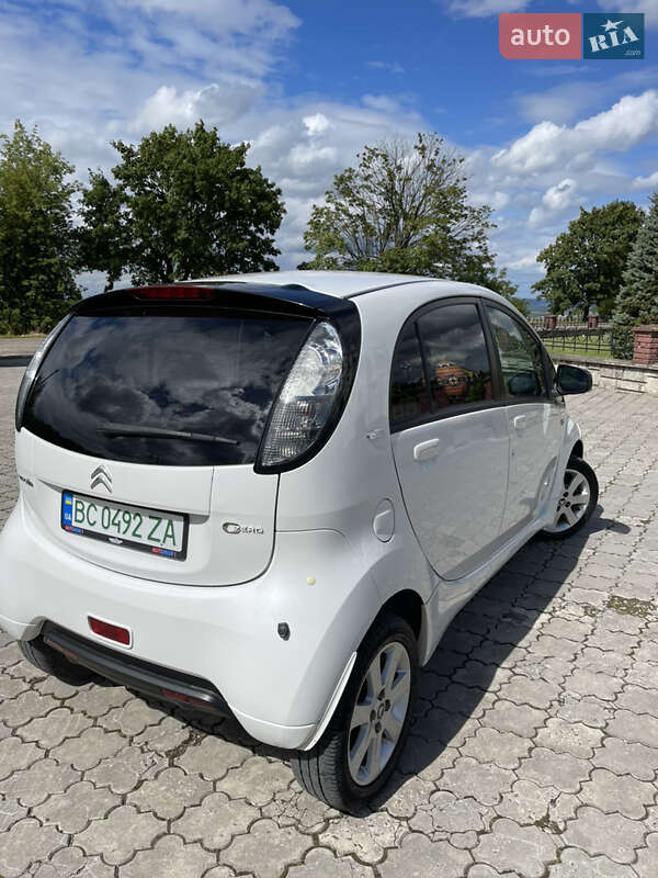 Хэтчбек Citroen C-Zero 2010 в Золочеве