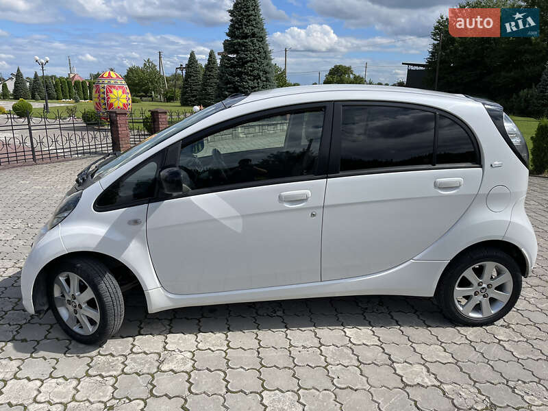 Хэтчбек Citroen C-Zero 2010 в Золочеве