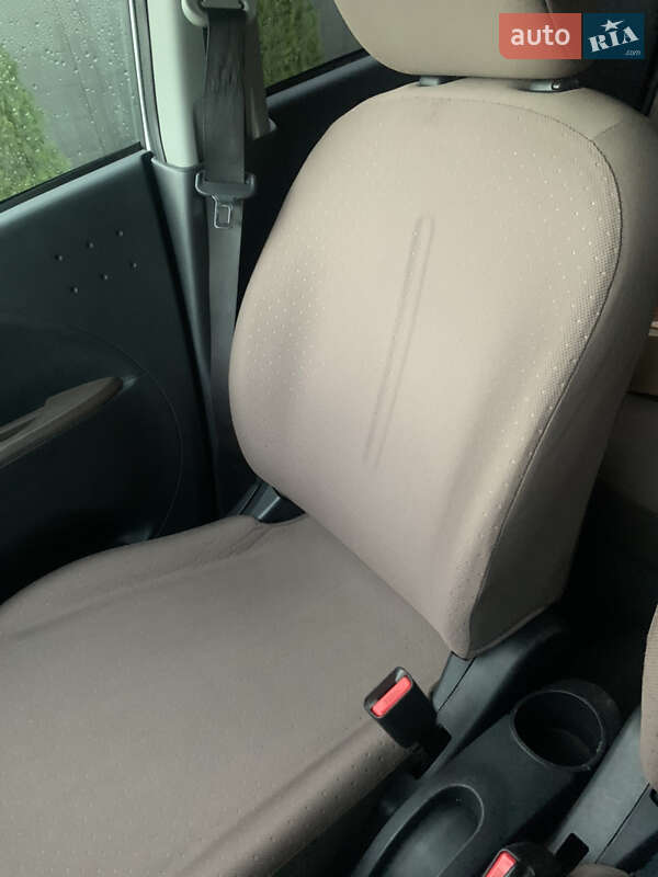 Хэтчбек Citroen C-Zero 2011 в Харькове