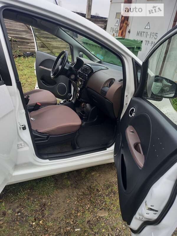 Хетчбек Citroen C-Zero 2015 в Коломиї