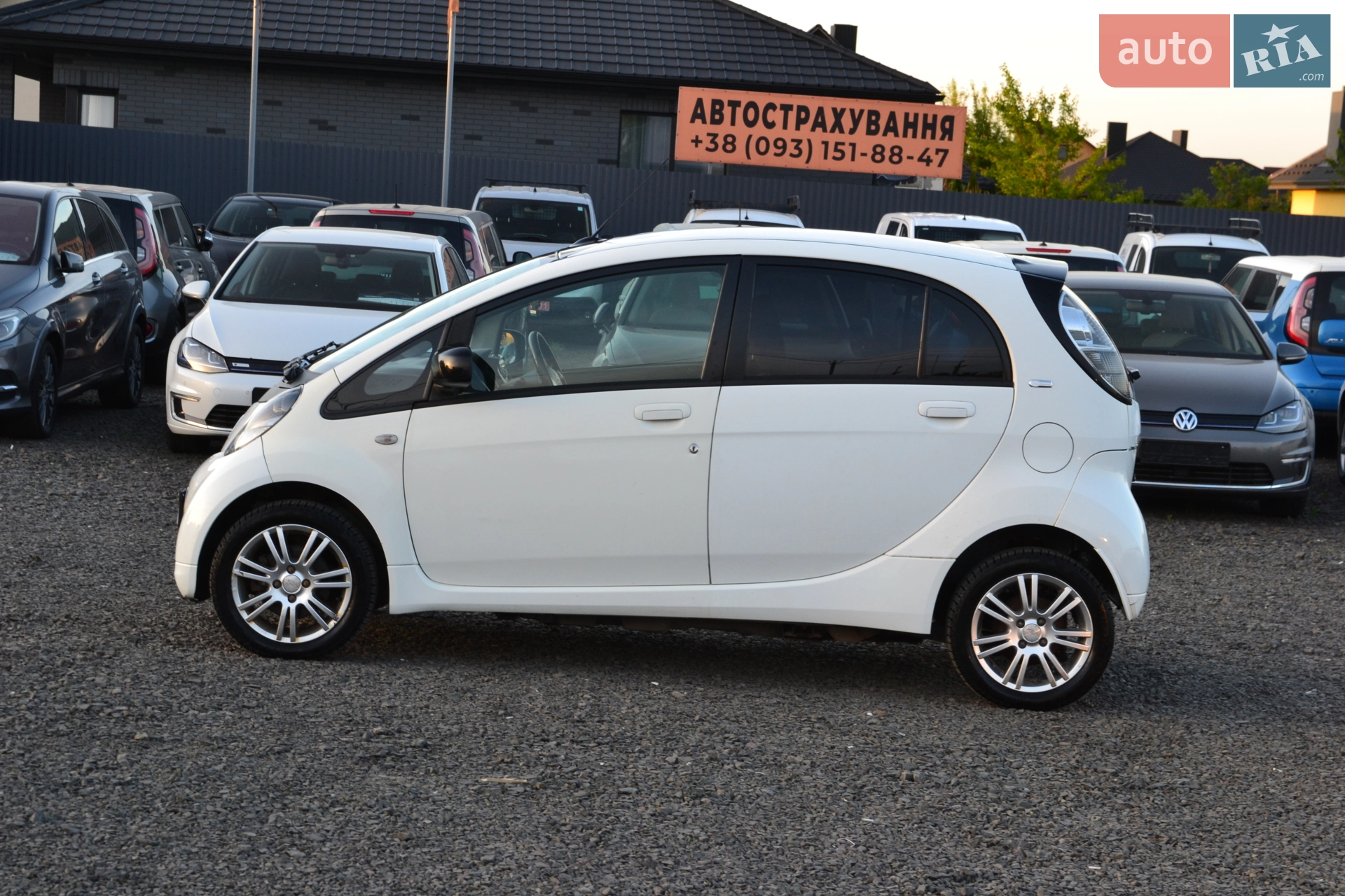 2011 Citroen C-ZERO - мініатюра 12