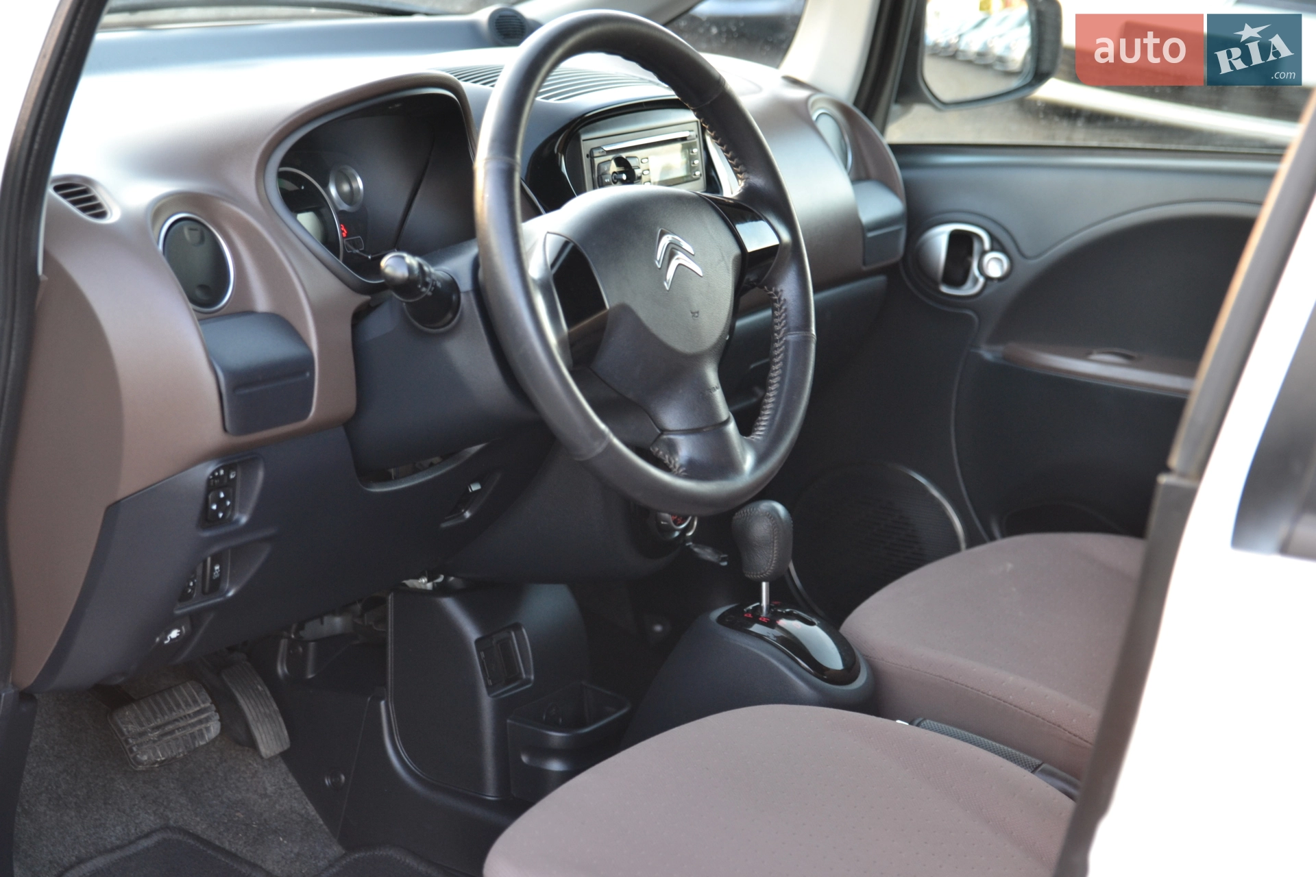 2011 Citroen C-ZERO - мініатюра 13