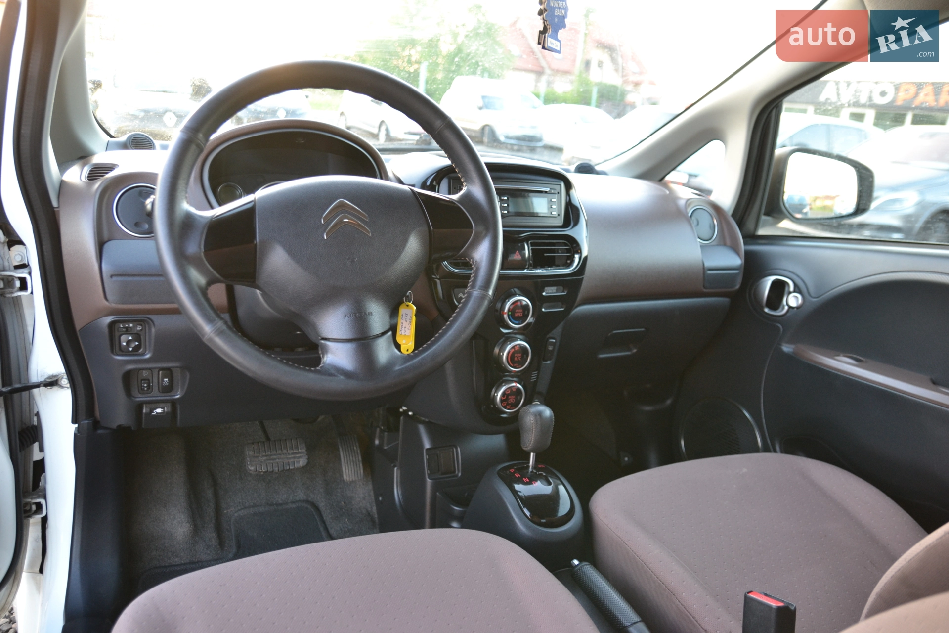 2011 Citroen C-ZERO - мініатюра 15