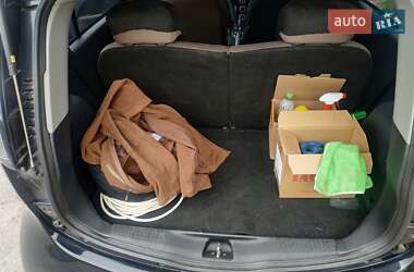 Хэтчбек Citroen C-Zero 2013 в 