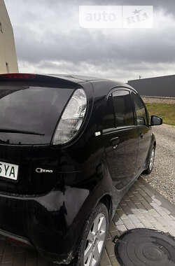 Хэтчбек Citroen C-Zero 2012 в 