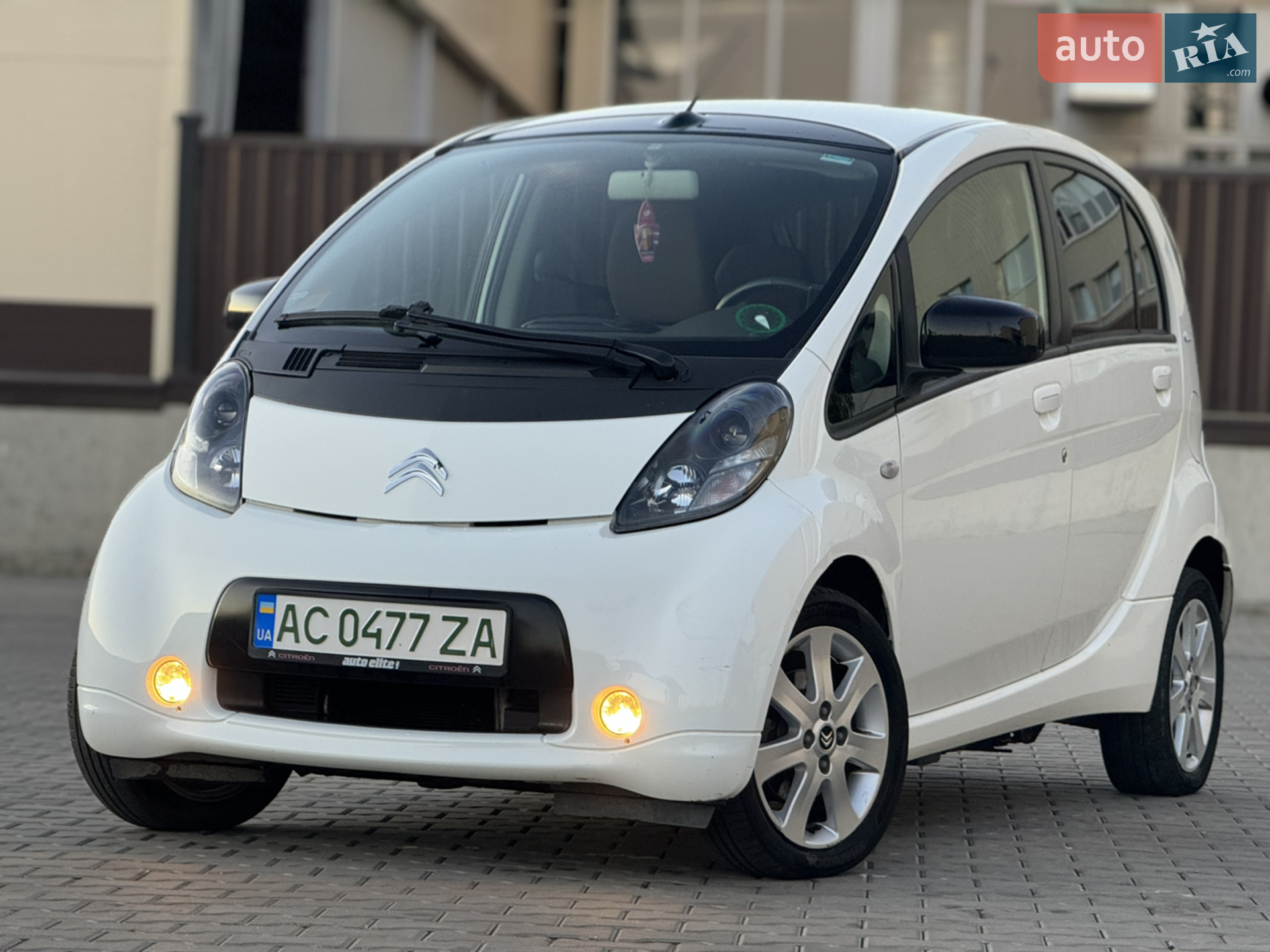2011 Citroen C-ZERO - мініатюра 4