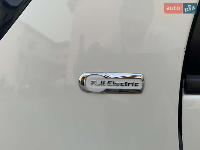 Хетчбек Citroen C-Zero 2011 в Луцьку