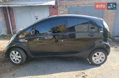 Хэтчбек Citroen C-Zero 2013 в 