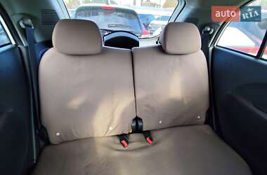 Хетчбек Citroen C-Zero 2011 в 