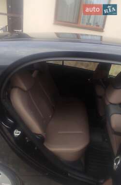 Хэтчбек Citroen C-Zero 2012 в 