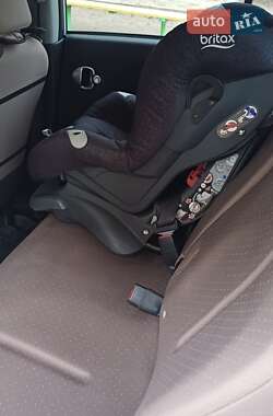 Хэтчбек Citroen C-Zero 2013 в 