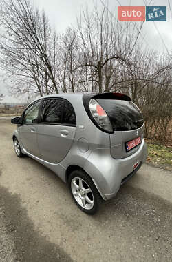 Хетчбек Citroen C-Zero 2011 в Дніпрі