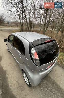 Хетчбек Citroen C-Zero 2011 в Дніпрі