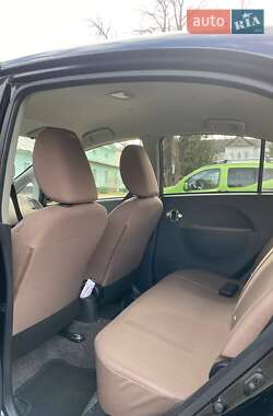 Хэтчбек Citroen C-Zero 2015 в 