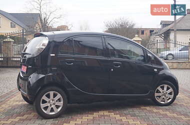 Хэтчбек Citroen C-Zero 2011 в 