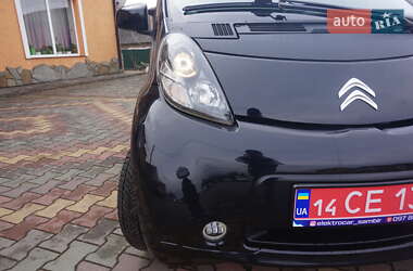 Хэтчбек Citroen C-Zero 2011 в 