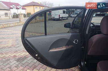 Хэтчбек Citroen C-Zero 2011 в 