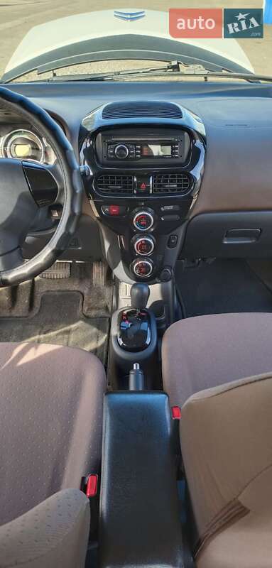 Хэтчбек Citroen C-Zero 2012 в Киеве фото 11 Хэтчбек Citroen C-Zero 2012 в Киеве