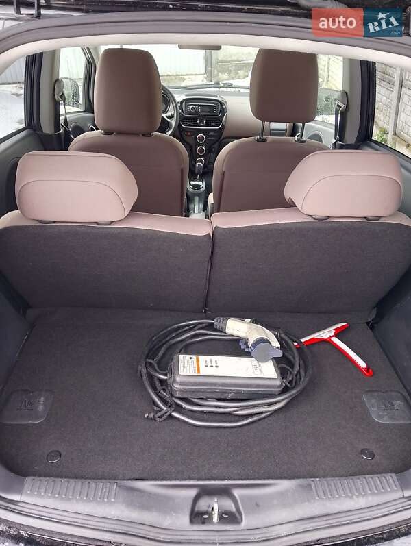 Хетчбек Citroen C-Zero 2011 в Вінниці