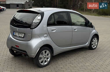 Хэтчбек Citroen C-Zero 2012 в 