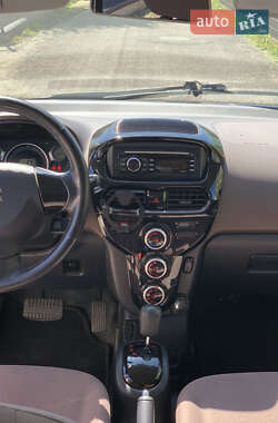 Хэтчбек Citroen C-Zero 2011 в 