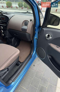 Хэтчбек Citroen C-Zero 2015 в 