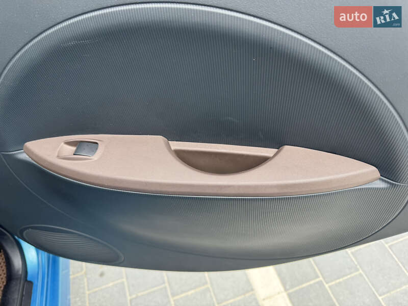 Хетчбек Citroen C-Zero 2015 в Львові