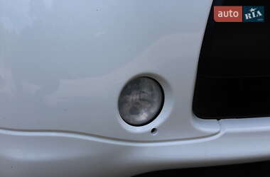 Хэтчбек Citroen C-Zero 2011 в 